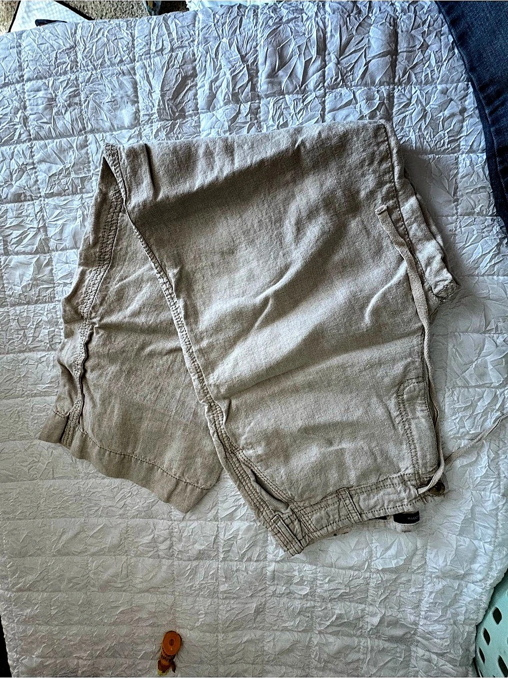 Liz Claiborne cargo capri pants size 12 - Picture 3 of 6